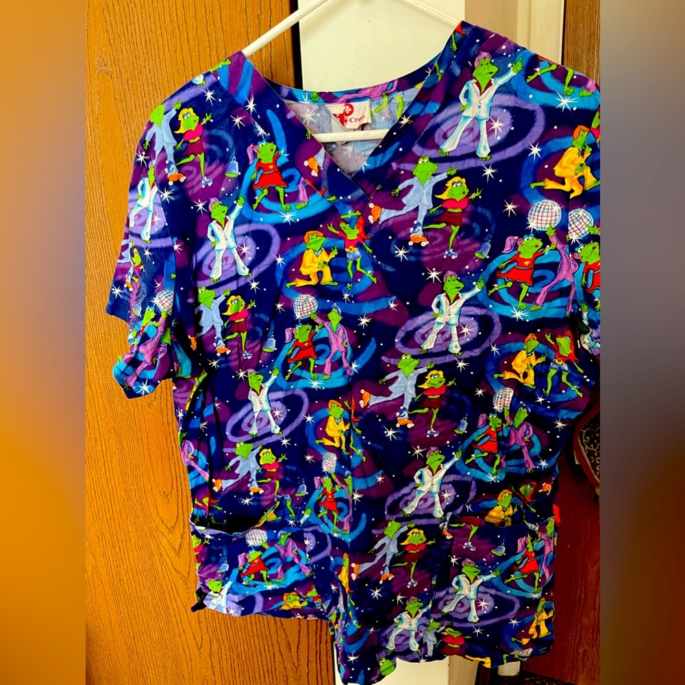Scrub top - Picture 1 of 1